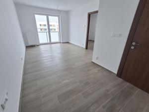 Pronájem bytu 2+kk, Teplice, Novoveská, 46 m2