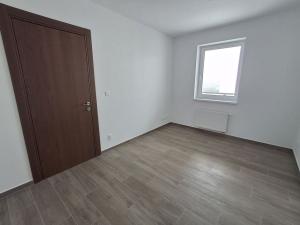 Pronájem bytu 2+kk, Teplice, Novoveská, 46 m2