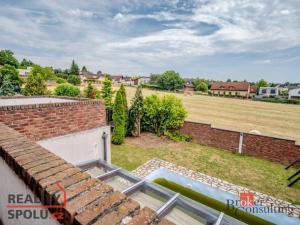 Prodej rodinného domu, Praha - Horní Počernice, Zárybnická, 307 m2