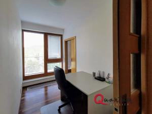 Pronájem bytu 4+kk, Praha - Hrdlořezy, Hrdlořezská, 99 m2