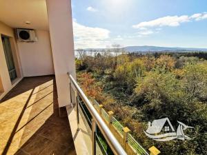 Prodej bytu 3+kk, Bjala, Bulharsko, 90 m2