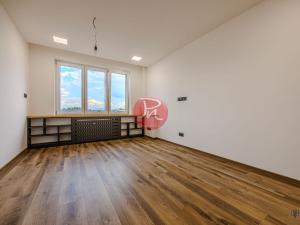 Pronájem bytu 1+1, Ostrava, Zeyerova, 30 m2