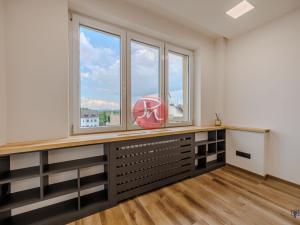 Pronájem bytu 1+1, Ostrava, Zeyerova, 30 m2