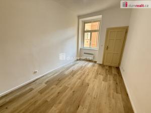 Pronájem bytu 2+1, Praha - Vršovice, Bulharská, 45 m2