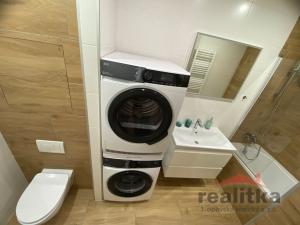 Prodej bytu 2+1, Ostrava - Poruba, Opavská, 51 m2