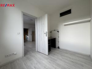 Pronájem bytu 2+1, Olomouc - Neředín, Zelená, 44 m2