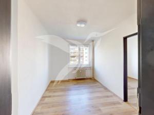 Pronájem bytu 3+1, Praha - Záběhlice, Hrusická, 56 m2