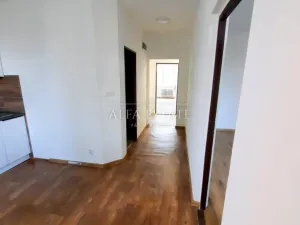 Pronájem bytu 2+1, Karlovy Vary - Stará Role, Fibichova, 63 m2