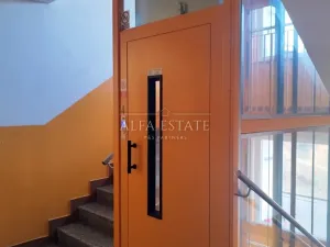 Pronájem bytu 2+1, Karlovy Vary - Stará Role, Fibichova, 63 m2