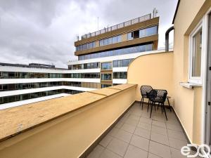 Pronájem bytu 1+kk, Praha, Na bitevní pláni, 25 m2