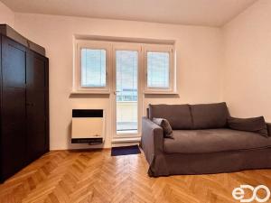 Pronájem bytu 1+kk, Praha, Na bitevní pláni, 25 m2