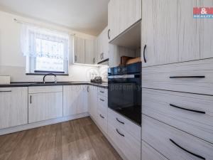 Prodej rodinného domu, Písty, 127 m2