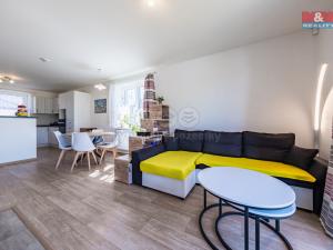 Prodej rodinného domu, Písty, 127 m2