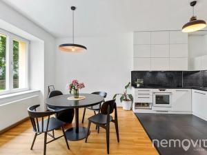 Prodej bytu 4+kk, Praha - Vysočany, Na břehu, 82 m2