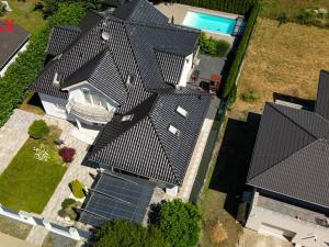 Prodej rodinného domu, Šestajovice, Myslivečkova, 389 m2