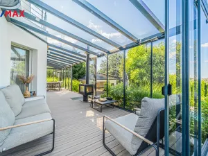 Prodej rodinného domu, Šestajovice, Myslivečkova, 389 m2