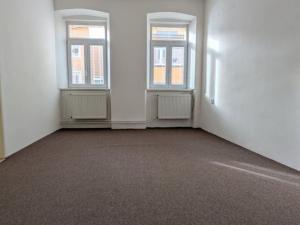 Pronájem bytu 2+1, Opava - Předměstí, Kylešovská, 58 m2