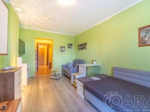 Prodej bytu 1+kk, Praha - Točná, náměstí Antonína Pecáka, 29 m2