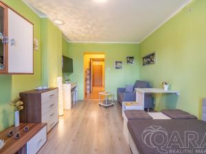 Prodej bytu 1+kk, Praha - Točná, náměstí Antonína Pecáka, 29 m2
