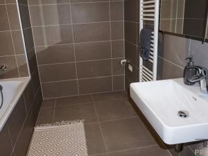 Pronájem bytu 2+kk, Olomouc, Eduarda Hamburgera, 59 m2