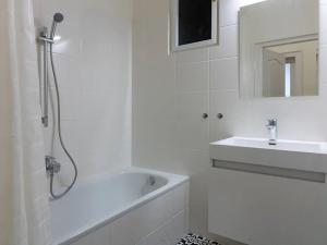 Pronájem bytu 3+1, Praha, Na Švihance, 115 m2