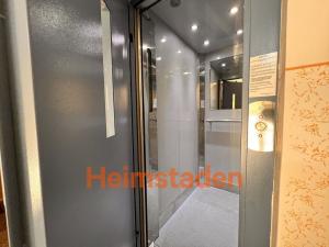 Pronájem bytu 2+kk, Ostrava - Poruba, náměstí Boženy Němcové, 58 m2