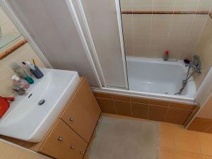 Pronájem bytu 4+kk, Praha - Bohnice, Feřtekova, 78 m2