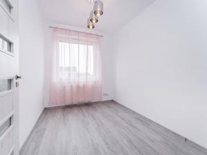 Pronájem bytu 2+kk, Hradec Králové - Třebeš, Svatojánská, 32 m2