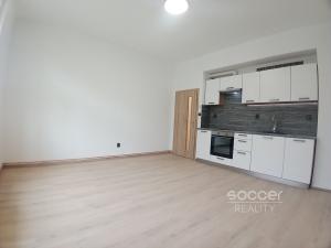 Pronájem bytu 2+kk, Praha - Žižkov, Jeseniova, 50 m2