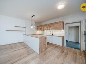Prodej bytu 2+kk, Frýdek-Místek, Na Poříčí, 77 m2