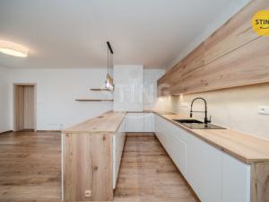 Prodej bytu 2+kk, Frýdek-Místek, Na Poříčí, 77 m2
