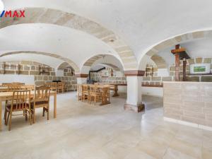 Prodej rodinného domu, Brniště - Luhov, 250 m2