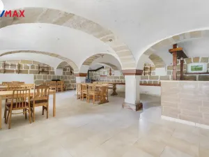 Prodej rodinného domu, Brniště - Luhov, 250 m2