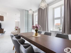 Prodej bytu 3+1, Soběslav - Soběslav I, náměstí Republiky, 103 m2