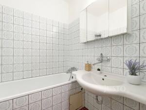 Prodej bytu 4+1, Praha - Michle, Pobočná, 72 m2
