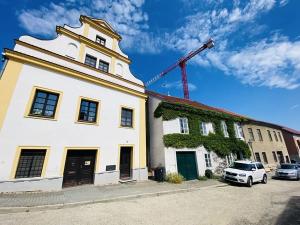 Prodej vinného sklepa, Mikulov, Na Jámě, 560 m2