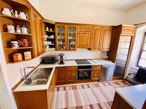 Prodej vinného sklepa, Mikulov, Na Jámě, 560 m2