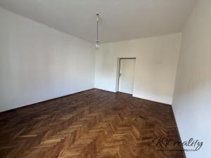Prodej bytu 2+1, Vsetín, Na Kamencoch, 81 m2