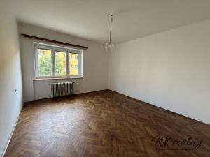 Prodej bytu 2+1, Vsetín, Na Kamencoch, 81 m2