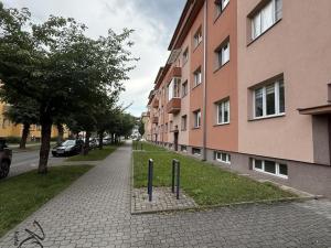 Prodej bytu 2+1, Vsetín, Na Kamencoch, 81 m2