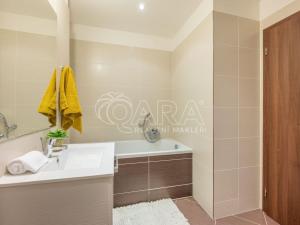 Prodej bytu 2+kk, Praha - Horní Měcholupy, Mantovská, 50 m2