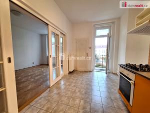 Pronájem bytu 3+1, Praha - Vinohrady, Kolínská, 105 m2
