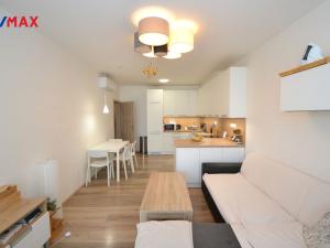 Pronájem bytu 2+kk, Olomouc, Aloise Rašína, 68 m2