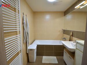 Pronájem bytu 2+kk, Olomouc, Aloise Rašína, 68 m2