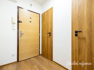 Pronájem bytu 2+kk, Praha - Chodov, Samohelova, 41 m2