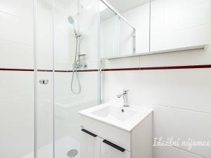 Pronájem bytu 2+kk, Praha - Chodov, Samohelova, 41 m2