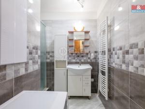 Prodej bytu 2+1, Podbořany, Sídliště Míru, 65 m2