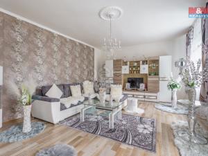 Prodej rodinného domu, Postoloprty, Wolkerova, 350 m2