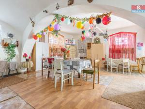 Prodej rodinného domu, Postoloprty, Wolkerova, 350 m2