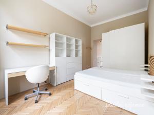Pronájem bytu 1+kk, Praha - Holešovice, Osadní, 39 m2